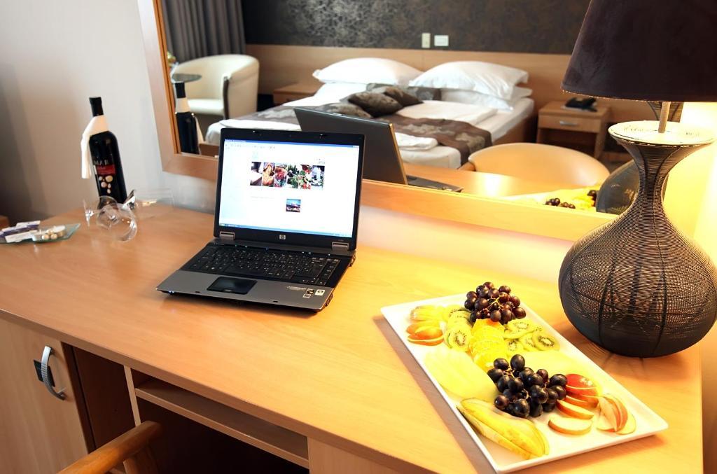 Hotel Zovko Zagreb เซสเวเต ห้อง รูปภาพ