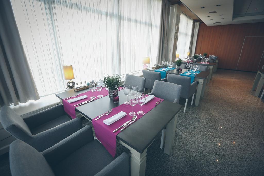 Hotel Zovko Zagreb เซสเวเต ภายนอก รูปภาพ